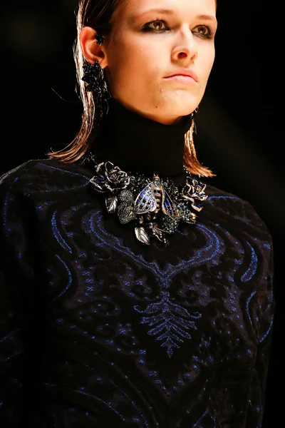 Look 31